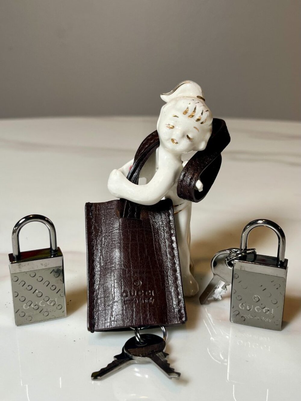 Gucci 2 Padlocks Key Set with Original Leather Clochette NEW